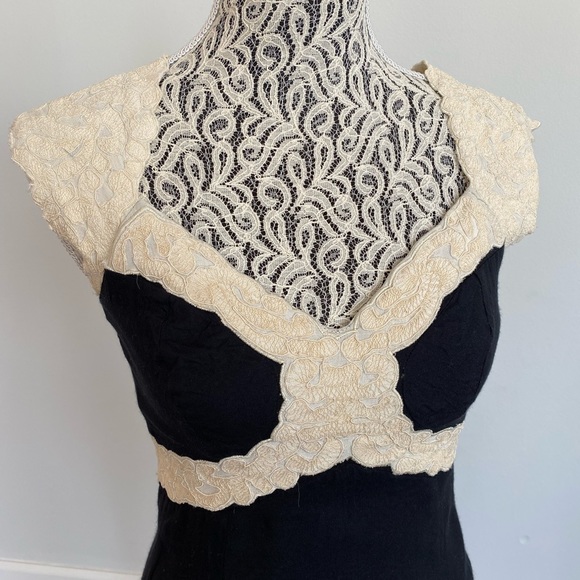 Black business sheath dress with embroidered bodice detailing - Picture 2 of 5